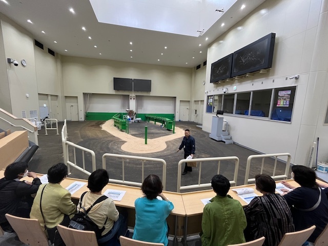 競売が開催される会場（十勝地区家畜市場）