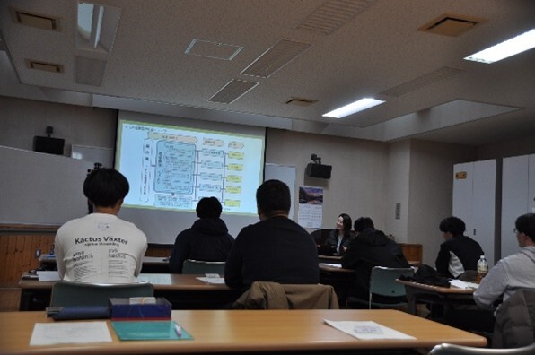 クミカンについての講義の様子