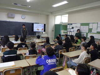 白人小学校木育授業①