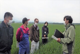 写真1_現地研修会の様子